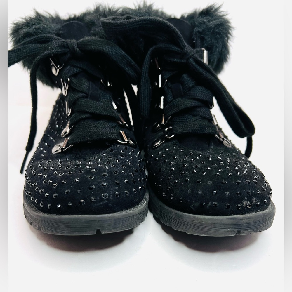Justice Girls Black Faux Fur Studded Ankle Boots Size 3 Combat Style - Picture 2 of 8